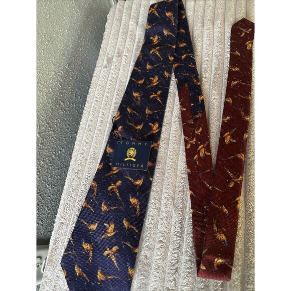 Vintage Tommy Hilfiger Two Tone Blue/Maroon Mens Neck Tie Made In USA Pheasants - Picture 2 of 16